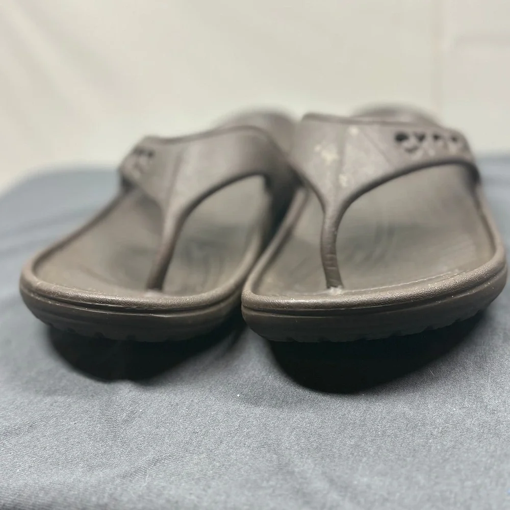 Crocs Men Flip Flops Brown Croslite Foam Size 11 Casual Beach Thong Sandals